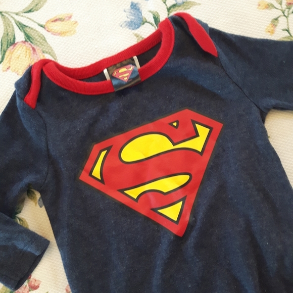 size 0-3 Baby boys Superman onesie - Picture 2 of 7